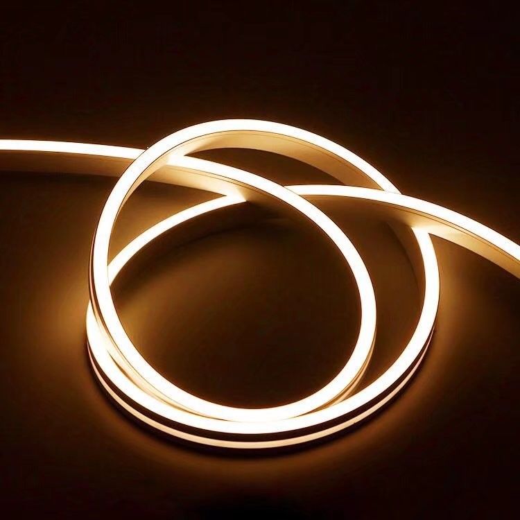 نور نوار نئونی LED ضد آب انعطاف پذیر سیلیکونی IP67 گرم سرد سفید DC 12 / 24 ولت برای دکوراسیون داخلی فضای باز