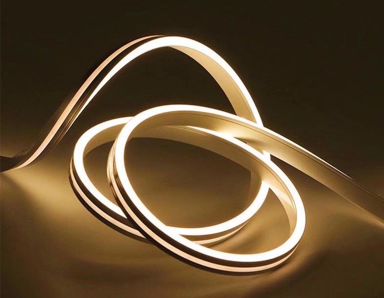 نور نوار نئونی LED ضد آب انعطاف پذیر سیلیکونی IP67 گرم سرد سفید DC 12 / 24 ولت برای دکوراسیون داخلی فضای باز