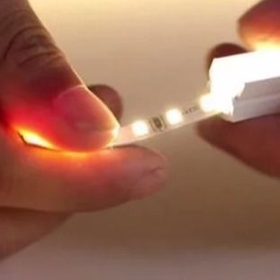سیلیکون 2700K قابل تنظیم Anti Beat LED نوار چراغ نئون برای دکوراسیون خانه