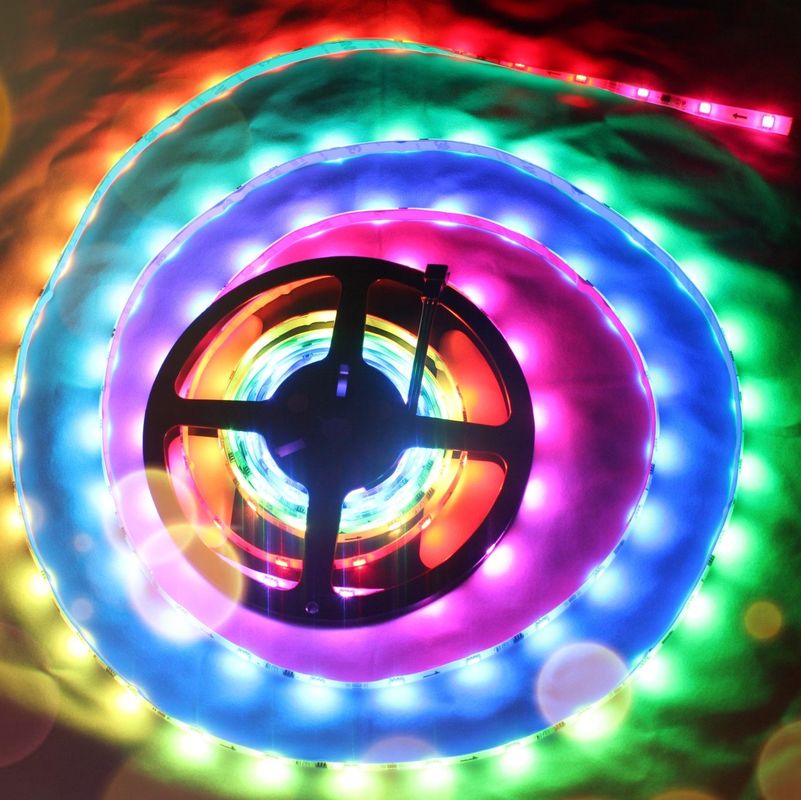 WS2812B نور نوار LED انعطاف پذیر RGB 5050SMD فردی آدرس پذیر 16.4FT 60Pixels/M 300Pixels مشکی PCB تمام رنگی
